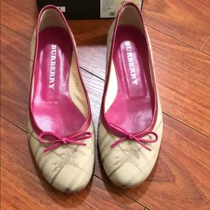 Burberry Flats